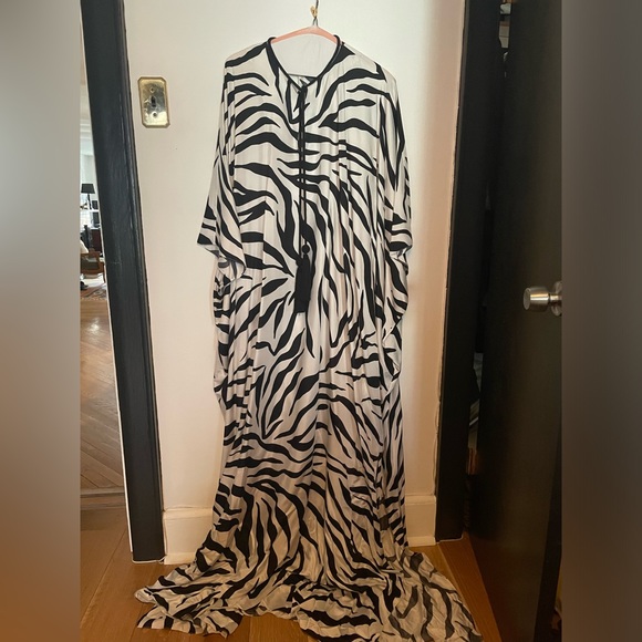 Oscar De La Renta Pre-Fall 2019 Silk Kaftan (Runway Piece) - Picture 1 of 4